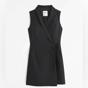 Abercrombie & Fitch black wrap blazer dress